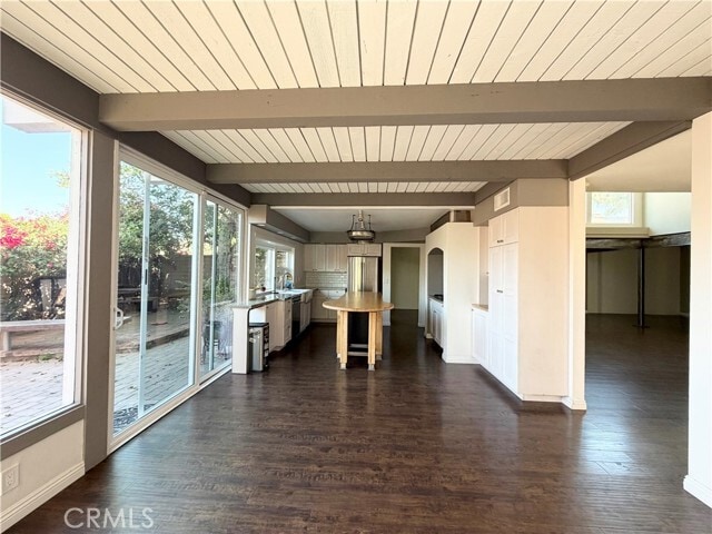 Building Photo - 4891 Tamarack Way