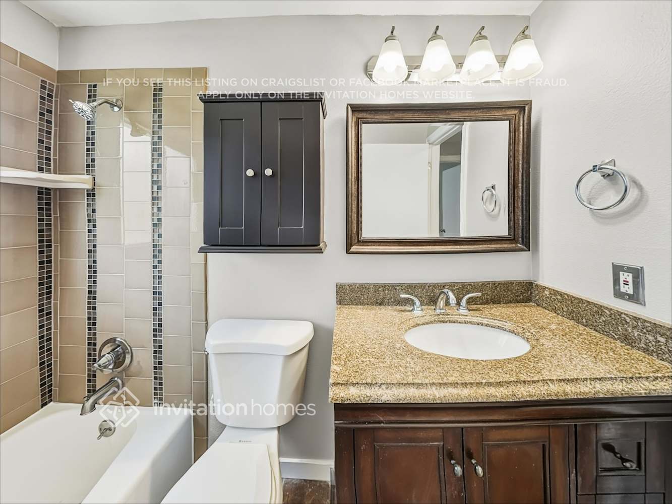 Building Photo - 2611 Castle Oaks Cir