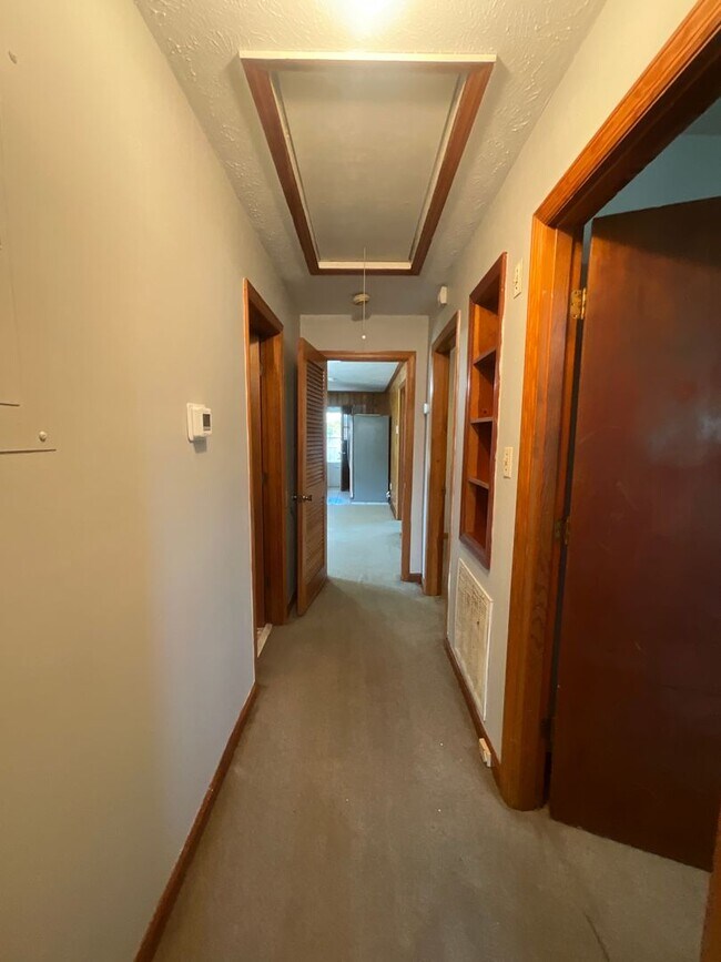 Building Photo - 2039 Ironwood Dr