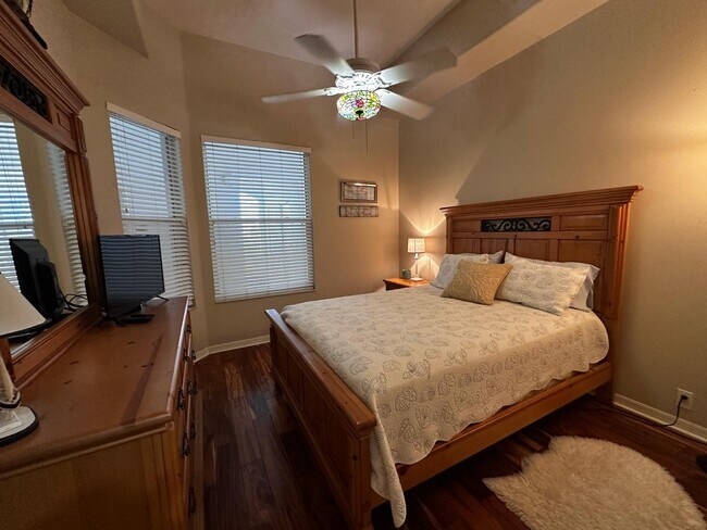 Building Photo - 16450 Millstone Cir