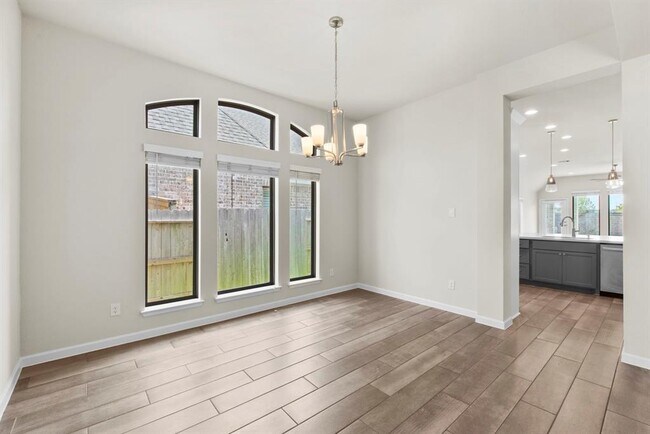 Building Photo - 15818 Weston Ridge Dr