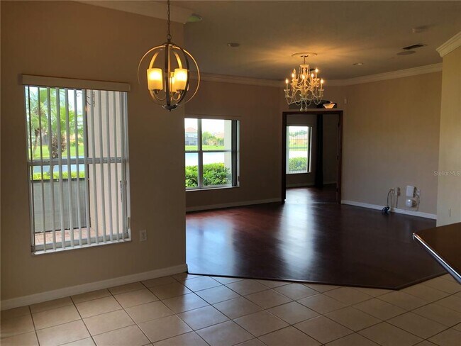 Building Photo - 3631 Northwoods Dr
