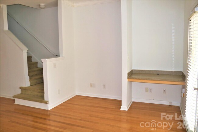 Building Photo - 15232 Coventry Ct Ln