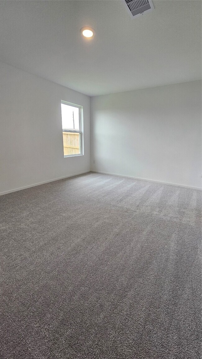 Building Photo - 6523 Water Oak Grn Ln