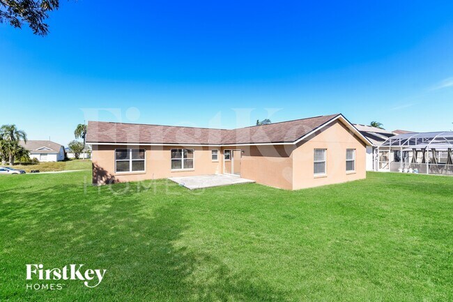 Building Photo - 5615 Hamlin Close Rd