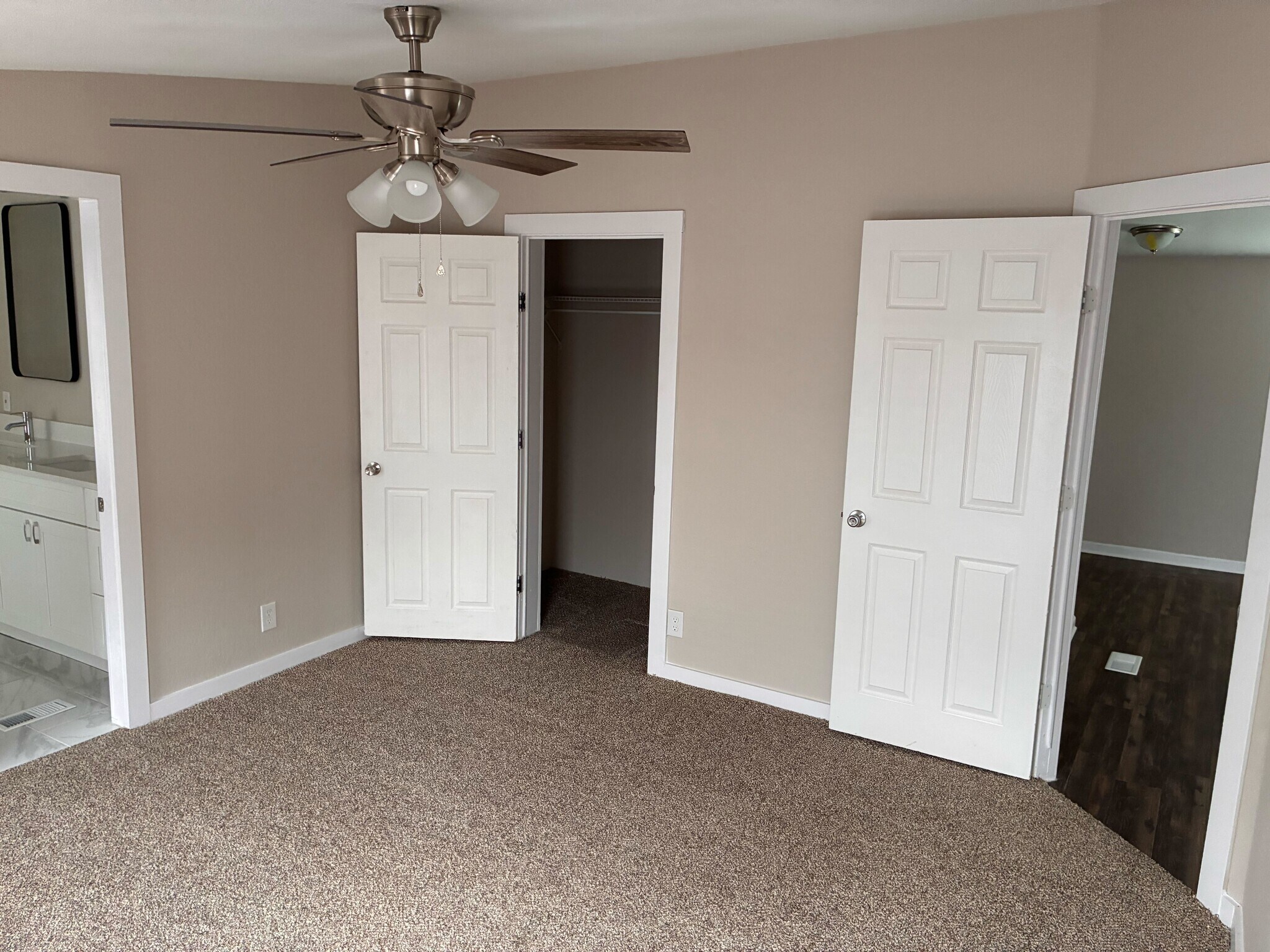 Building Photo - 1403 Darold Dr