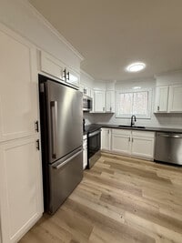 Building Photo - 214 Madison Ave