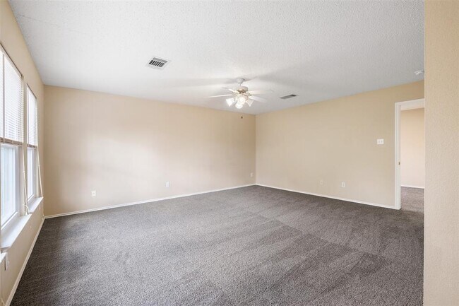 Building Photo - 2507 Byfield Dr