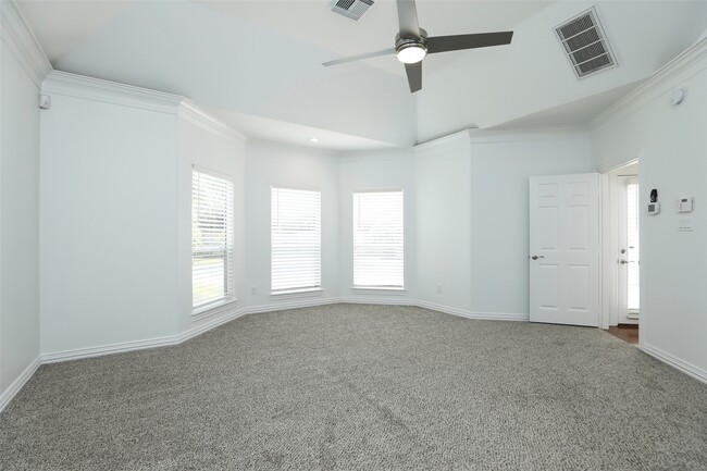 Building Photo - 1715 Cottage Landing Ln