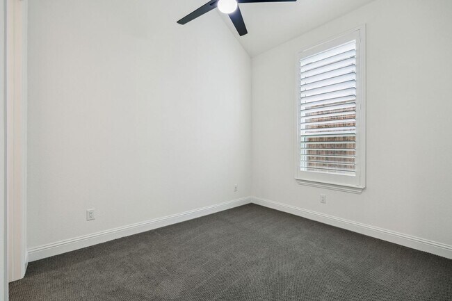 Building Photo - 1713 Purple Thistle Ln