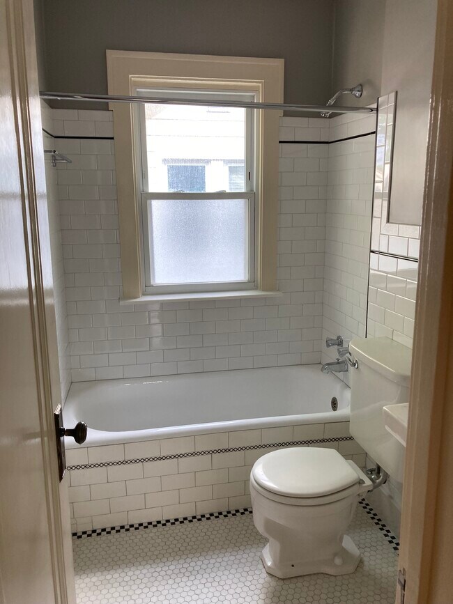 Bathroom-refinished cast iron tub - 903 E 2nd St