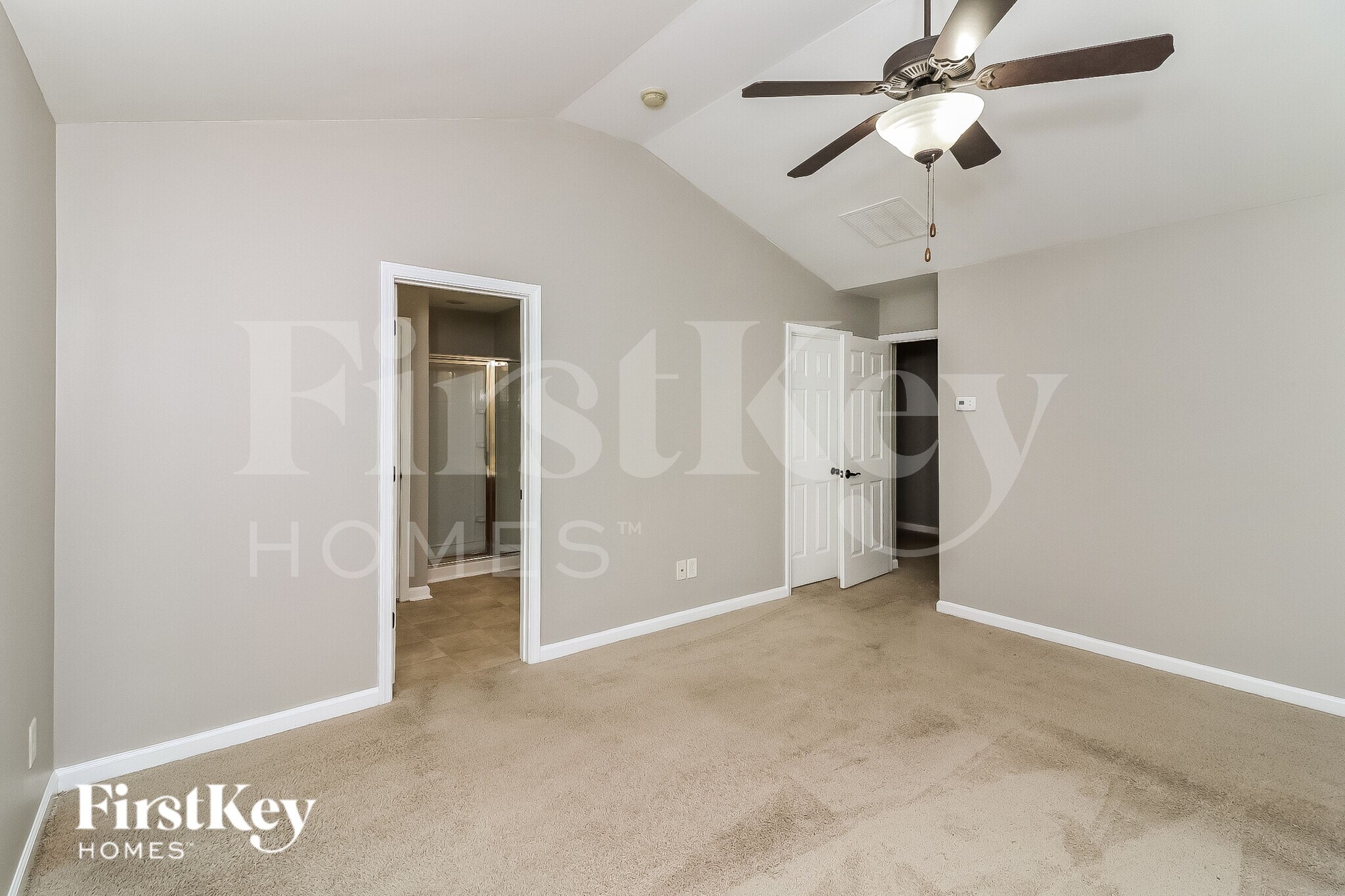 Building Photo - 850 Riverdance Dr