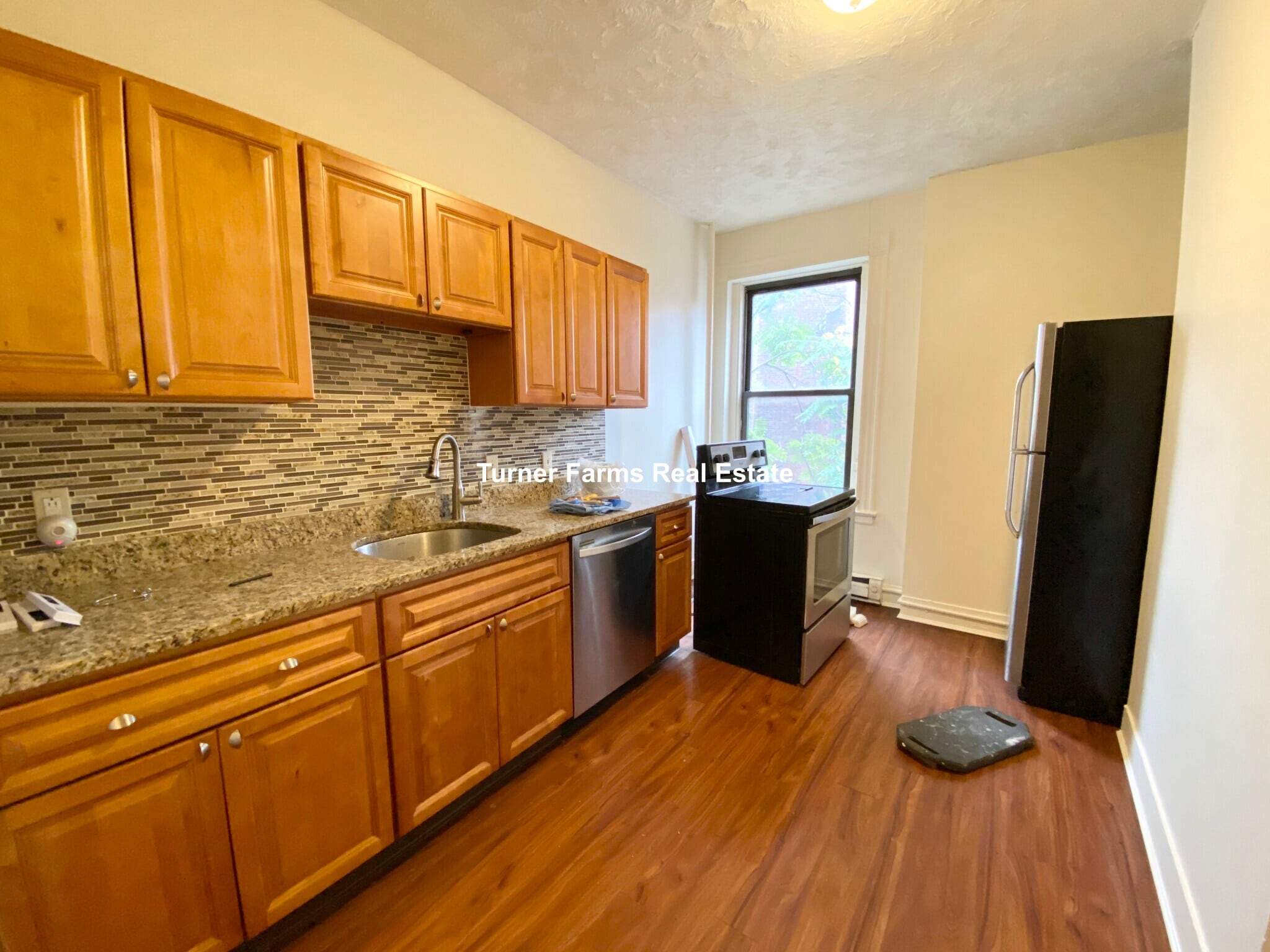 Building Photo - 614 Columbus Ave