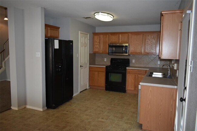 Building Photo - 504 Woodsorrel Way