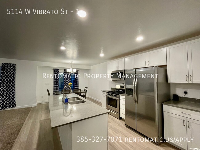 Building Photo - 5114 W Vibrato St