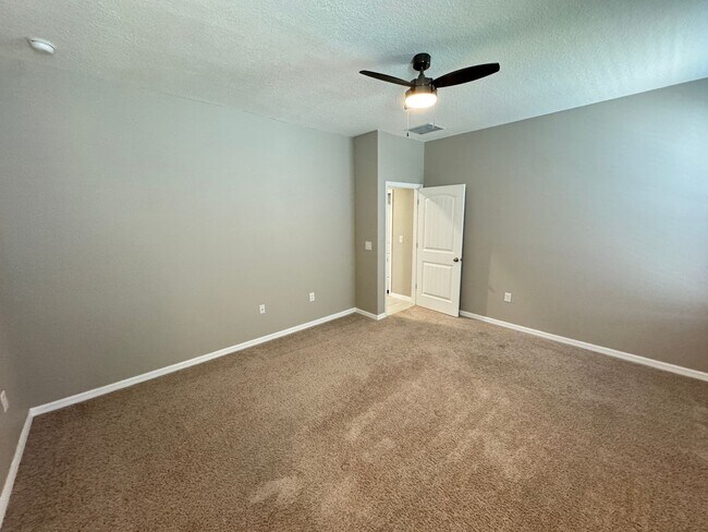 Building Photo - GORGEOUS 3 Bd/2.5 Ba in Winter Garden!!