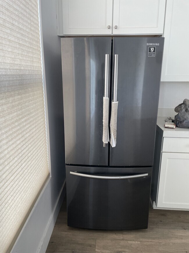 Building Photo - 3855 Gartmore Ln