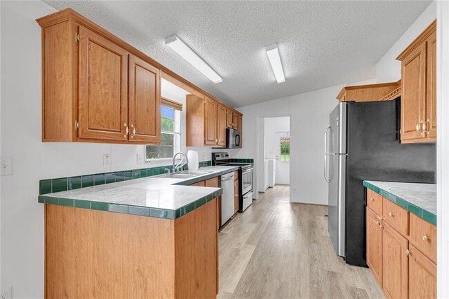 Building Photo - 7012 Bronco Ct