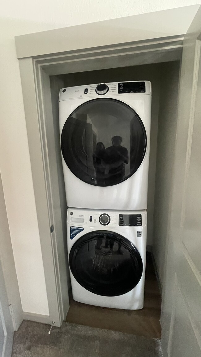 Building Photo - 2614 Waterway Ln