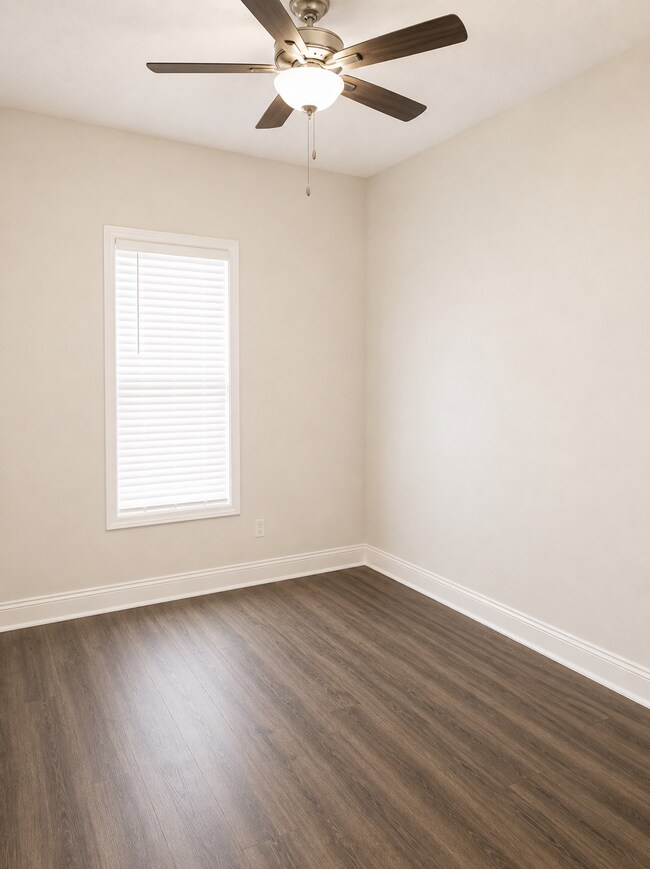 Building Photo - 3871 Lu Ln