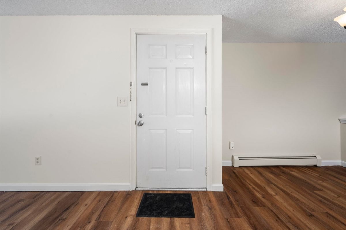 Building Photo - 50 Brookside Dr