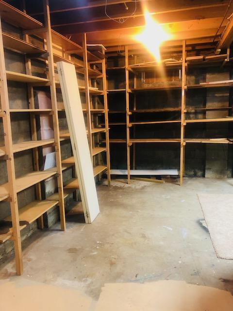 Building Photo - 1013 4th St SE