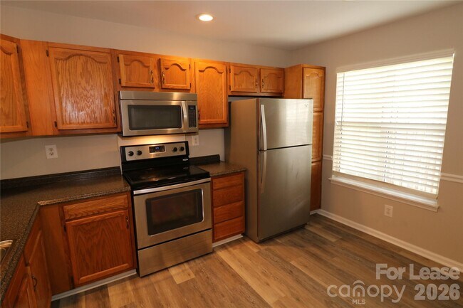 Building Photo - 5878 Prescott Ct