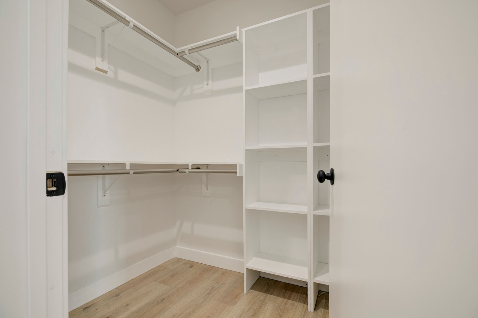 Building Photo - 5650 Cartwright Ave