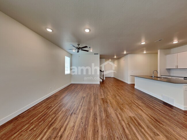 Building Photo - 2705 W 3290 S