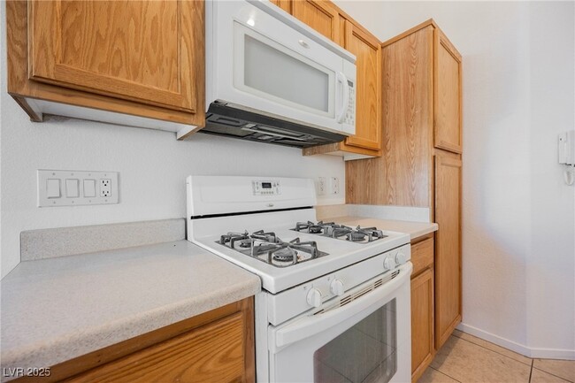 Building Photo - 4847 Double Down Dr