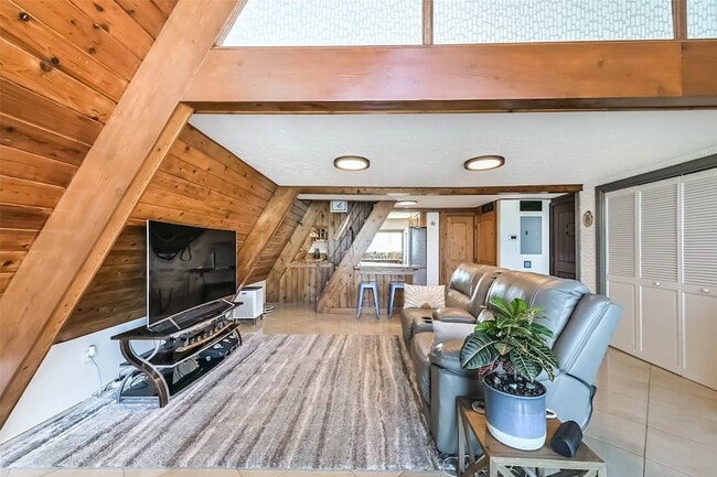 Building Photo - 2009 Todville Rd