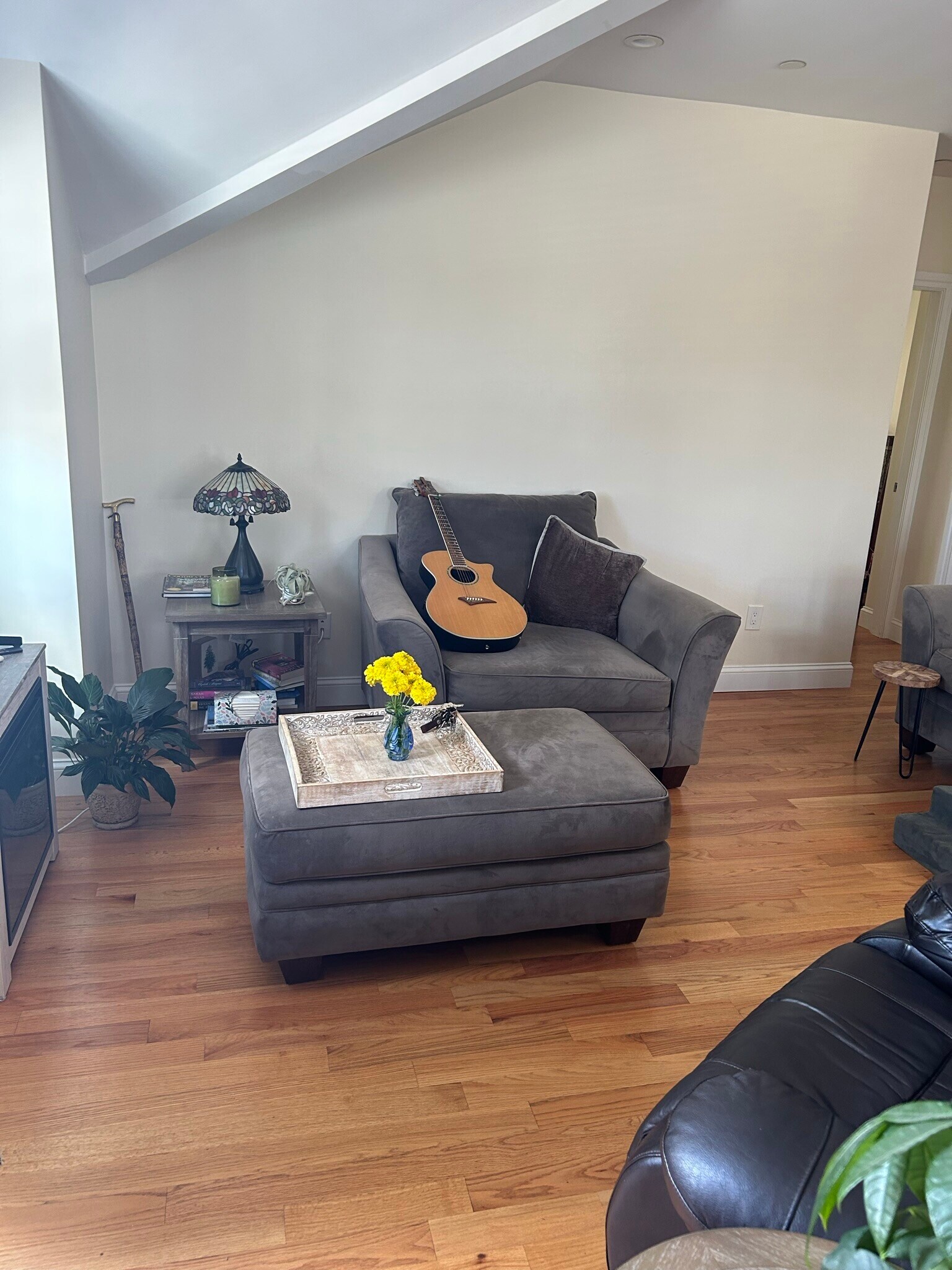 Building Photo - 925-927-927 Massachusetts Ave