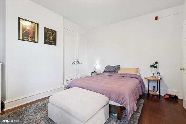 Primary Photo - 344 Green Ln