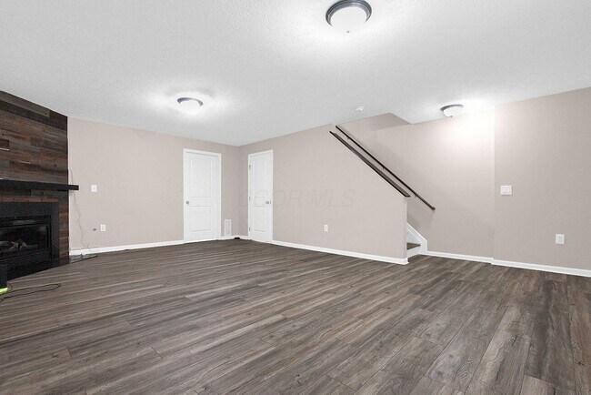 Building Photo - 6318 Marsh Wren Drive