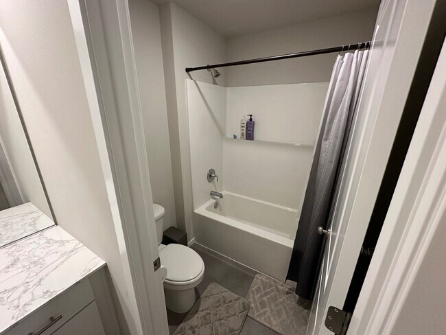 Building Photo - RENTAL! Spacious 6-Bedroom Home Near JBLM – Built in 2025