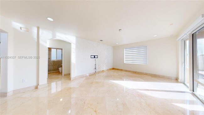 Building Photo - 12358 SW 125th Terrace