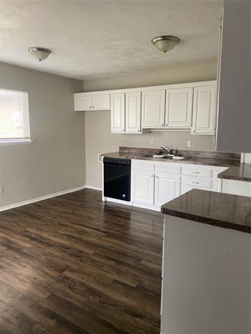 Building Photo - 7458 Emory Oak Ln