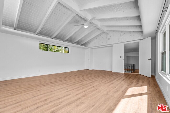 Building Photo - 1801 Buckingham Rd