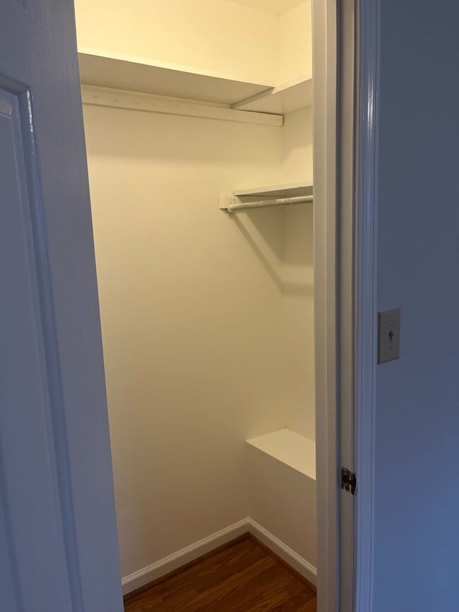 Building Photo - Brookstone Home Available for Pre-Leasing