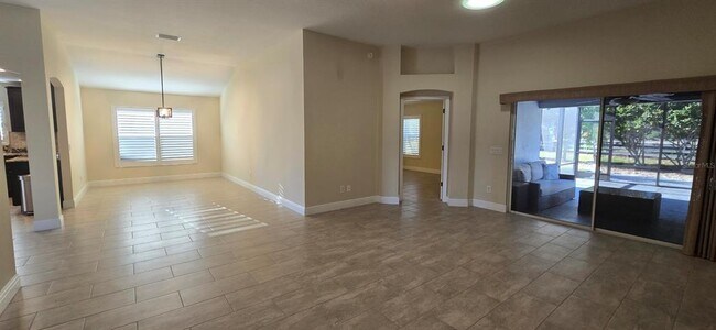 Building Photo - 2125 Barbosa Ct