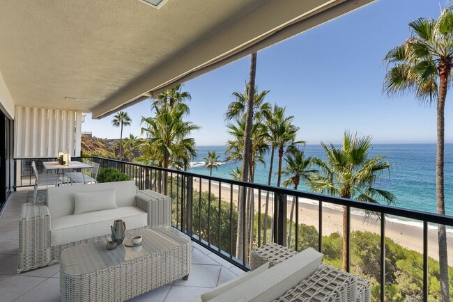 Building Photo - Discover a Coastal Sanctuary at Laguna Royale, Laguna Beach. Comes with 2 Parking Spaces!