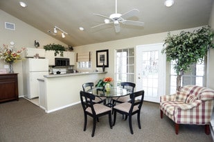 Interior Photo - Contour Place