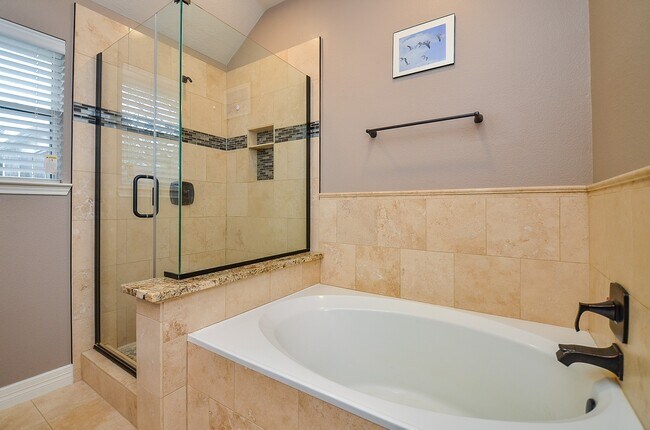 Building Photo - 21719 Oakbridge Park Ln