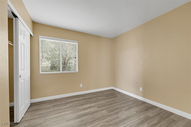 Building Photo - 2329 Avery Dr