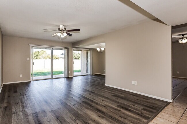 Building Photo - 2300 E Chicago St