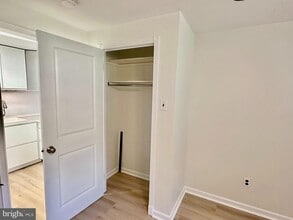 Building Photo - 333 Lacey Ave