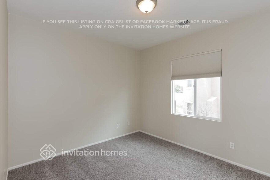 Building Photo - 35422 Snead St