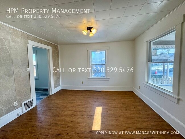 Building Photo - 2709 Abbott Pl NW