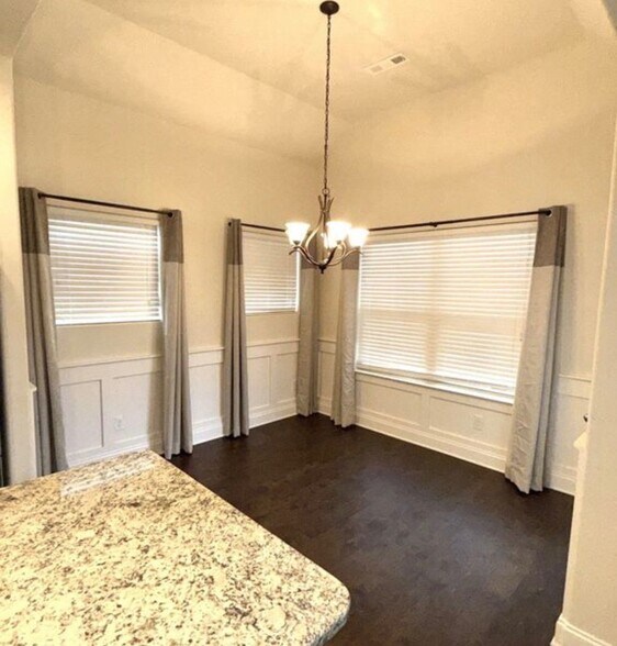 Building Photo - 4012 Lexie Ln