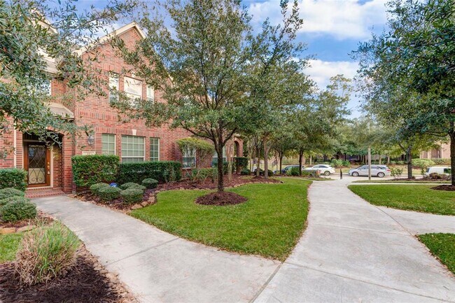Building Photo - 22 Bettina Ln